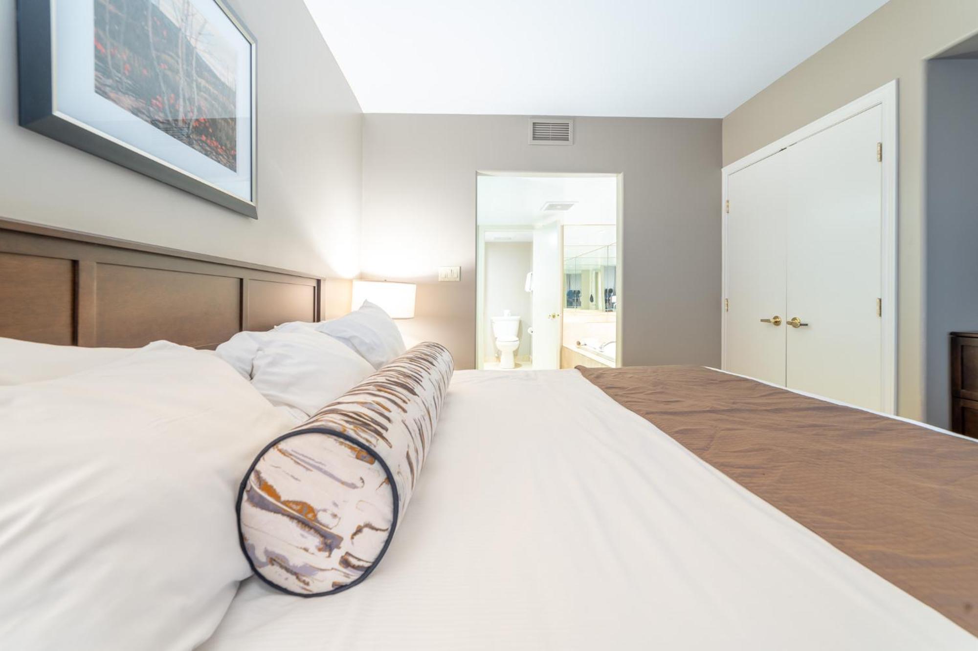 Horseshoe Valley Suites - The Azure Shanty Bay Экстерьер фото