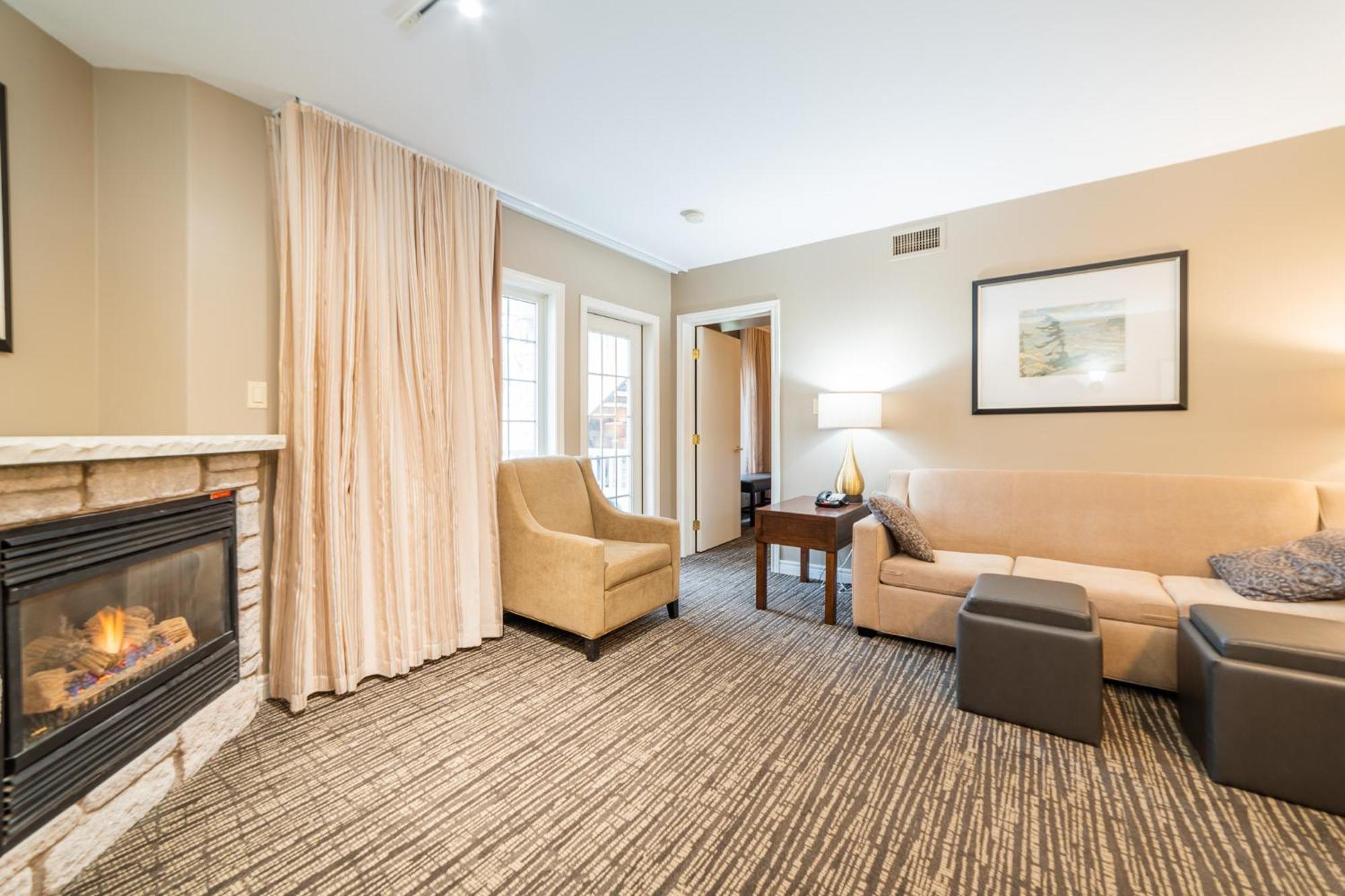 Horseshoe Valley Suites - The Azure Shanty Bay Экстерьер фото